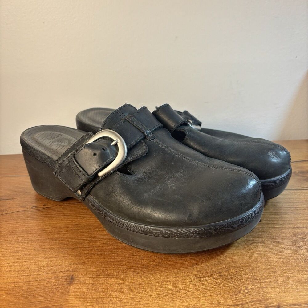 Crocs Black Leather Clogs Women's Size 9 Black Wedge Mule Slip On Buckle 15513